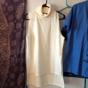 Like new turtle neck forever 21 shirt